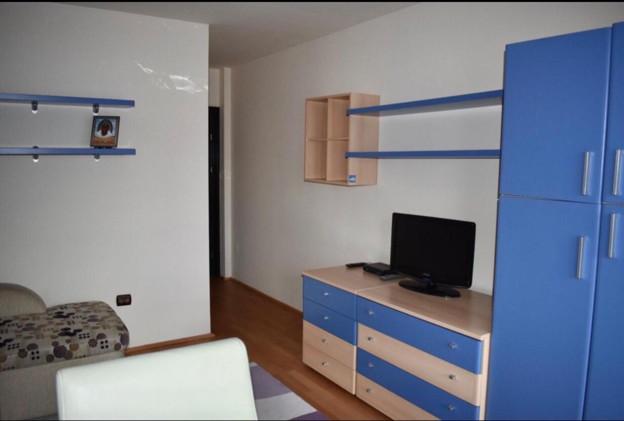 Central Apartment 4 Rooms Brasov Ngoại thất bức ảnh